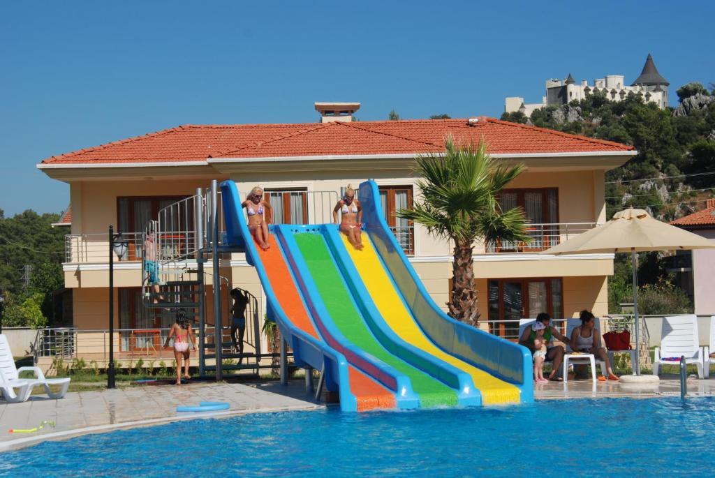 The One Club Hotel サルゲルメ エクステリア 写真