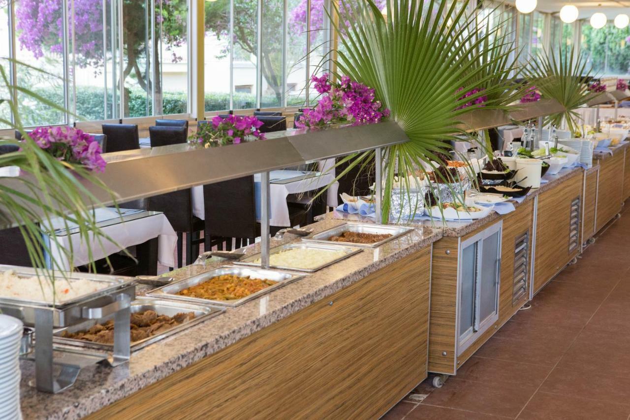 The One Club Hotel サルゲルメ エクステリア 写真