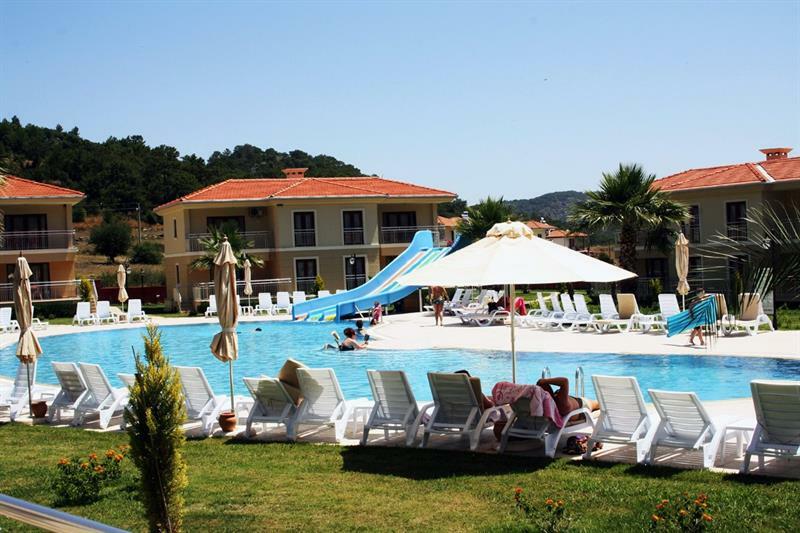The One Club Hotel サルゲルメ エクステリア 写真